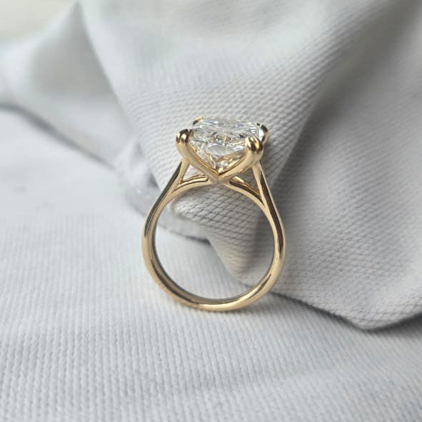 11.50 Ct Radiant Lab Grown Diamond 8 claw Prongs 14 Kt Yellow Gold Ring