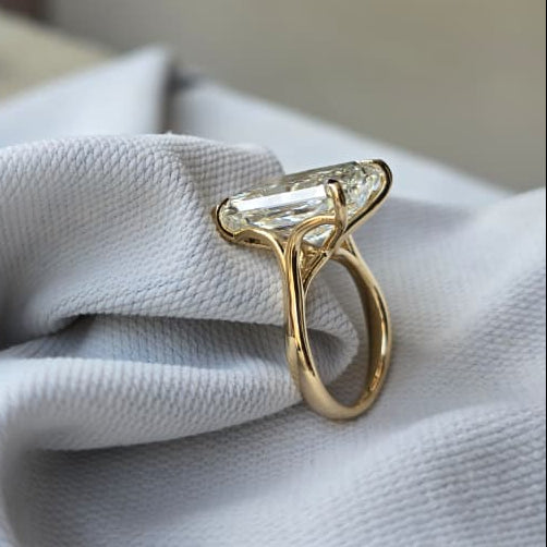 15CT Radiant Cut Lab Grown Diamond 4 claw Prong 10kt Gold Ring