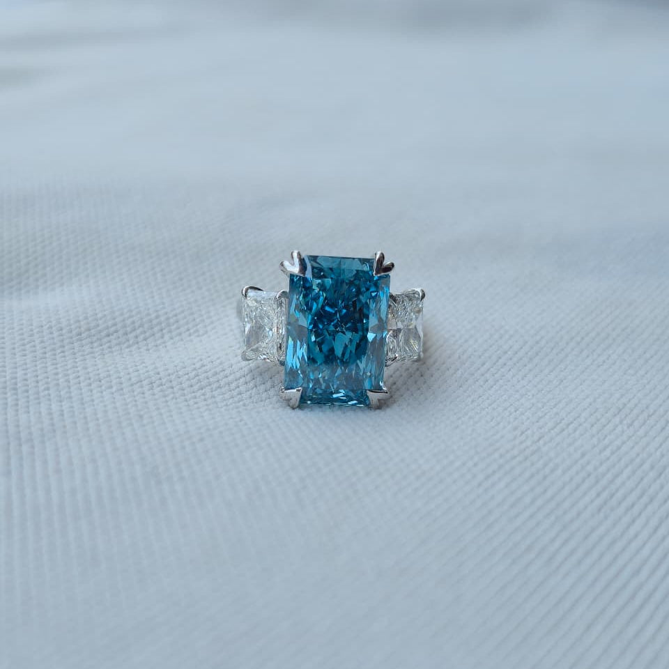 8.00ct Blue Radiant Cut Lab Grown Diamond 3 stone 14 Kt Gold Ring