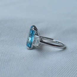 8.00ct Blue Radiant Cut Lab Grown Diamond 3 stone 14 Kt Gold Ring
