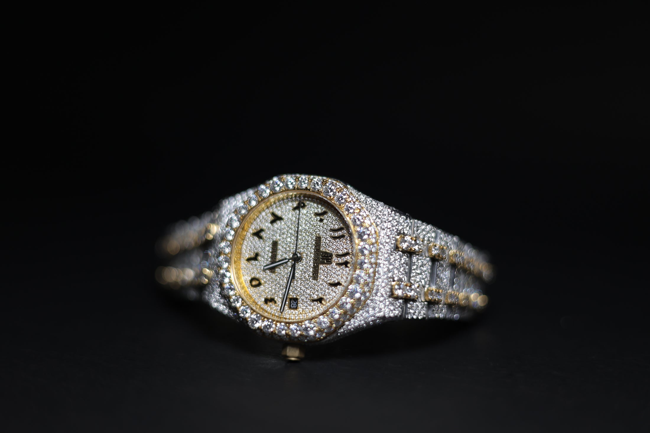 Men's Luxury Iced-Out Moissanite Watch - image 2