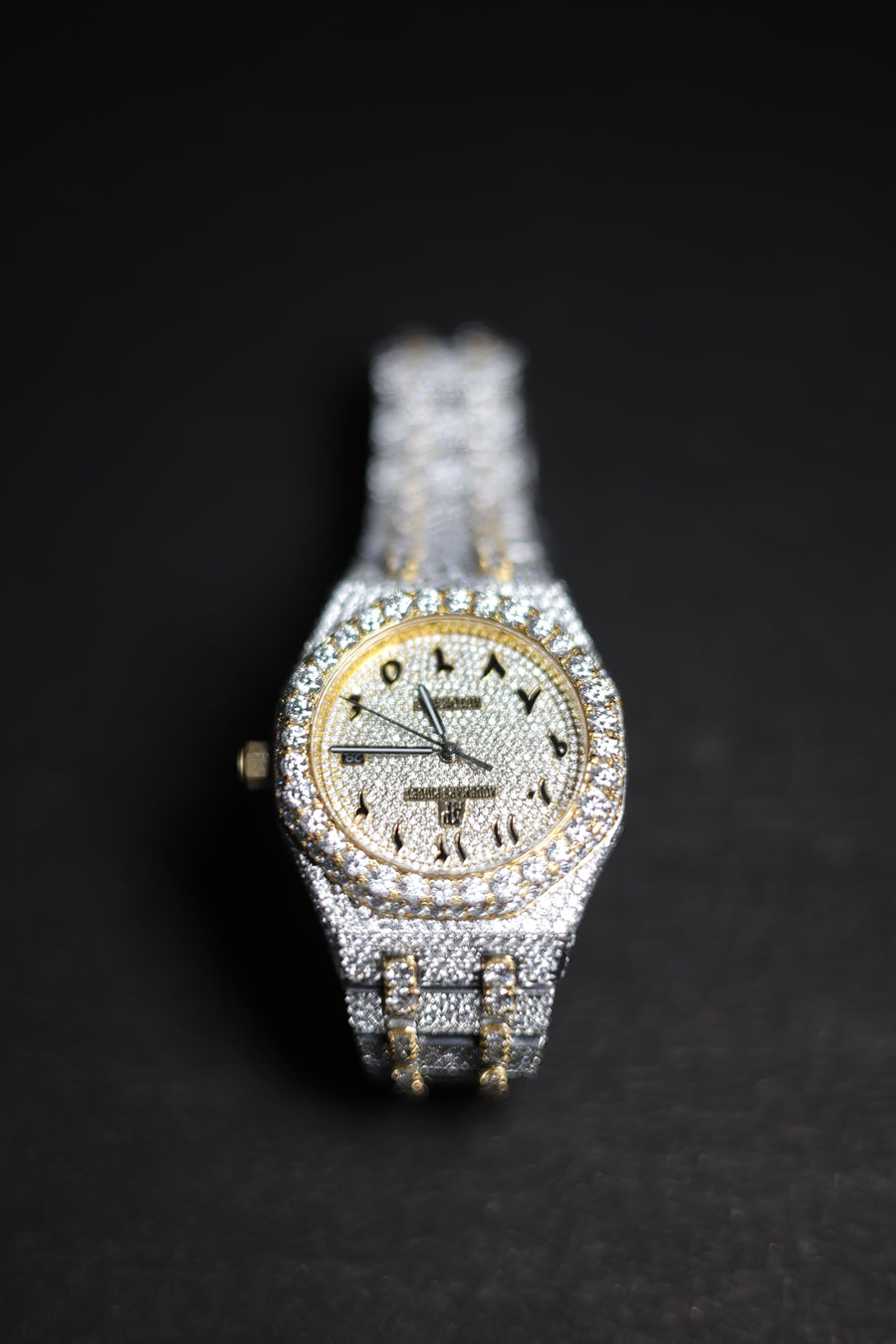 Men's Luxury Iced-Out Moissanite Watch - image 1