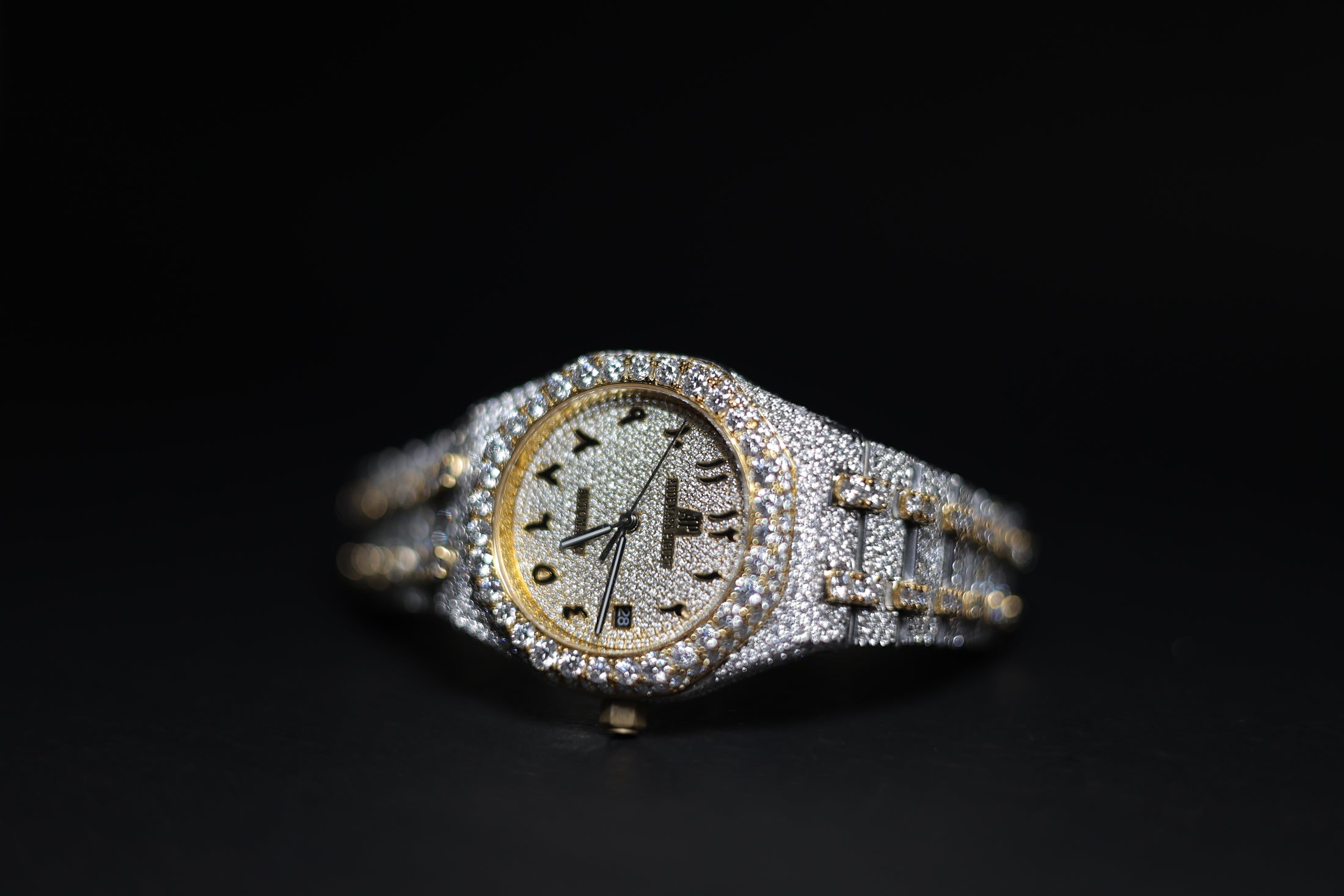 Men's Luxury Iced-Out Moissanite Watch - image 3