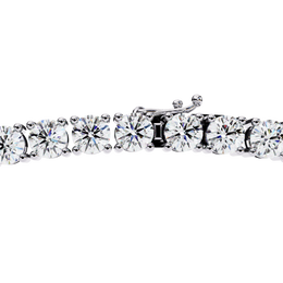 The Ultimate Statement Piece: Graduated Diamond Chain